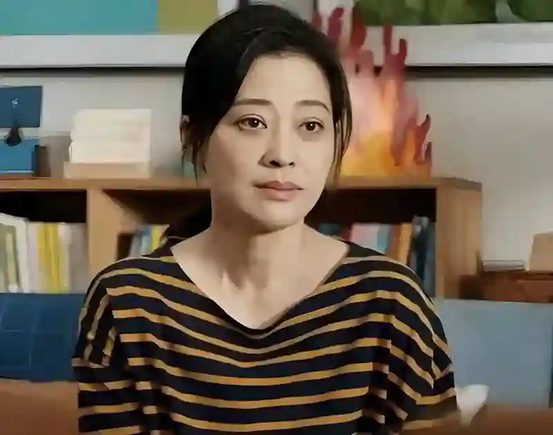 梅婷是否为大美女？与章子怡、曾黎合照，真相尽在其中！