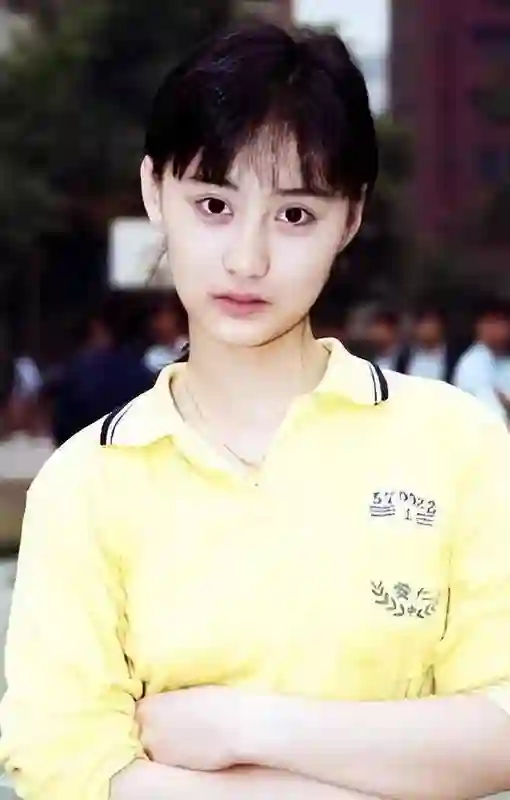 离婚8年后，51岁的陈德容感慨：爱情既没意思也没用，浪费时间