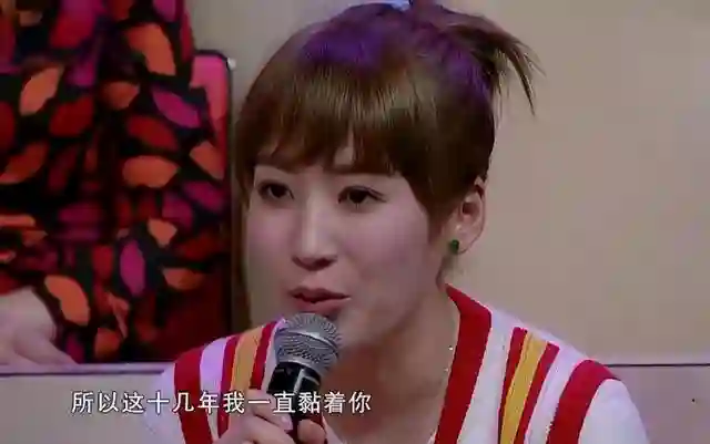孙丽雅：嫁大24岁歌手齐秦，婚后连生两胎，一家四口其乐融融