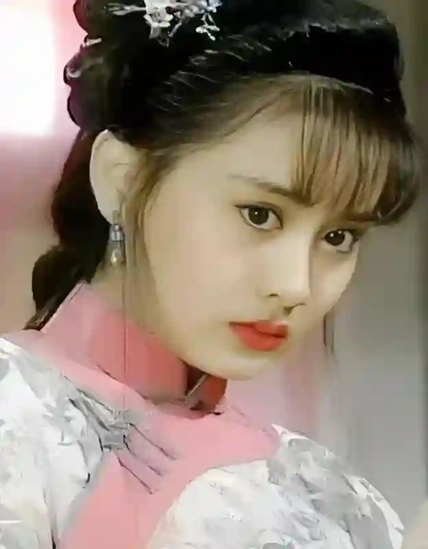 难怪都说陈德容“难哄”，原来她是真公主啊