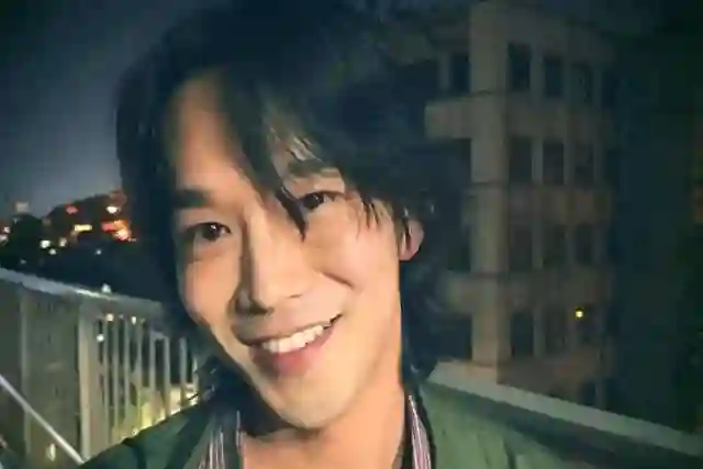 收割韩国无数男神的收视女王，倒贴下嫁小10岁外国弟弟，彻底栽了