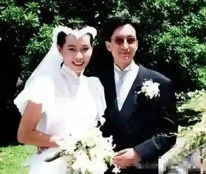 叶童25岁嫁入豪门却一生未育，真实原因令人泪目