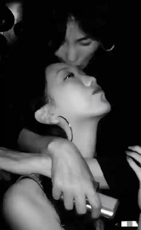 李嫣惊艳蜕变，兔唇消失颜值翻倍，王菲李亚鹏骄傲女儿风采尽显