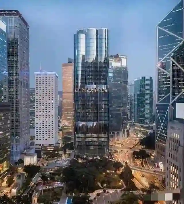 上嫁吞针！徐子淇在婆家地位全靠公公李兆基撑，李家成面色太重！