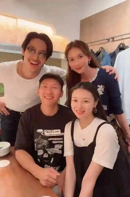 林志玲黑泽良平与阿如那夫妇聚会，昔日节目友情延续现实