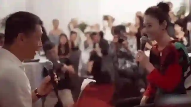 49岁李小冉爆丁克原因，一句话让向太无法反驳，现任娶她花了5亿