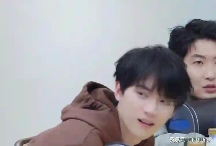 继分鸡腿事件之后，朱丹又因分房问题变脸，难怪她会成为众矢之的