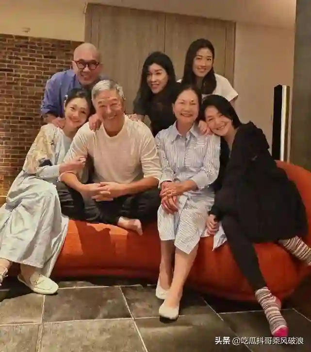 台综说具俊晔最孝顺，网友：这番“捧杀”，像极了在赶俊俊回韩！