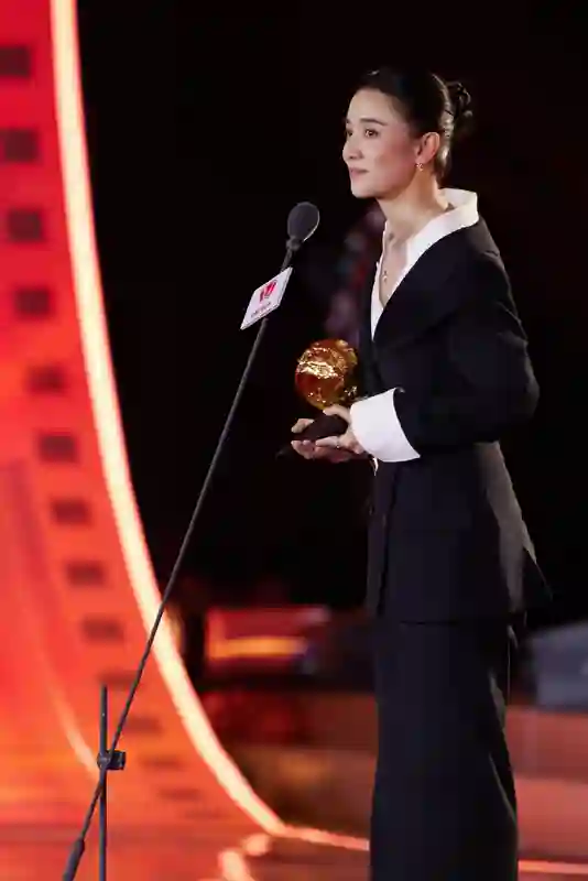 与烟台相约电影火热的夏天！“2025中国电影导演之夜”