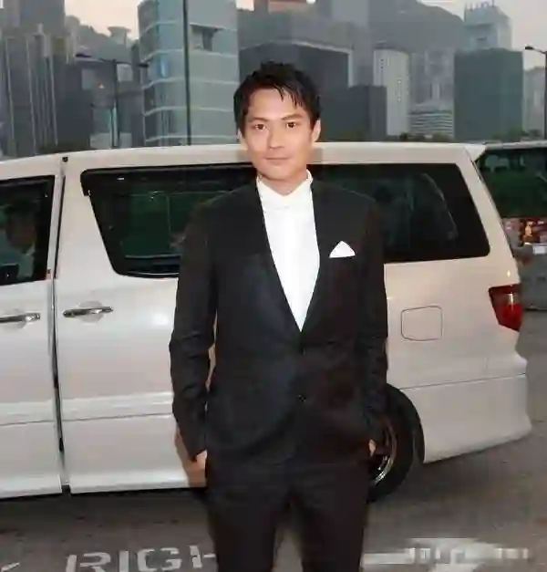 周迅前夫离婚四年，今靠直播带货谋生，昔日好莱坞演员竟成网红！
