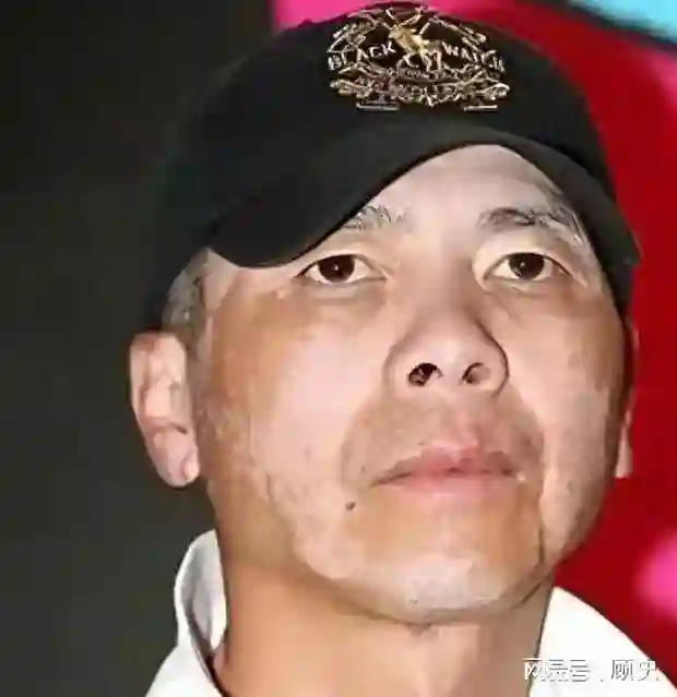冯小刚病情恶化,身价上亿却选择放弃治疗,徐帆含泪说:钱多有啥用