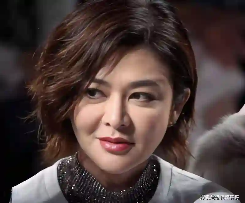 盘点年过40岁就断崖式衰老的8位女明星，看看都有谁？