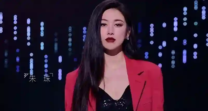 适合演“贵妇”的4位女星，个个天生富贵相，演不了穷人