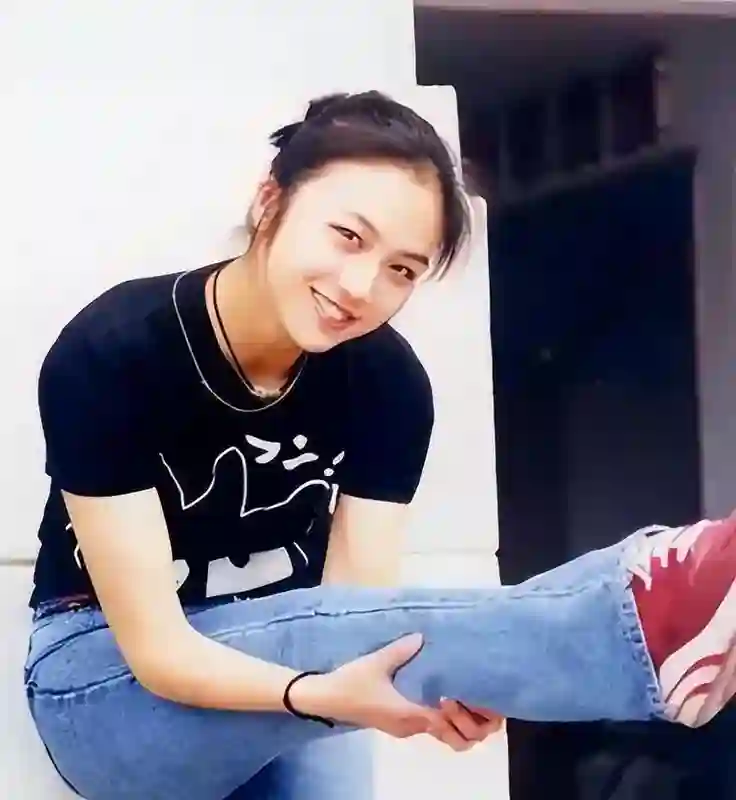 汤唯消失15年，45岁现状曝光:离开娱乐圈的日子，在乡下种菜养鸡
