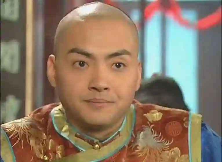 25岁香消玉殒！《还珠》最美香妃去世24年：父亲哥哥随她而去，只剩他年年扫墓