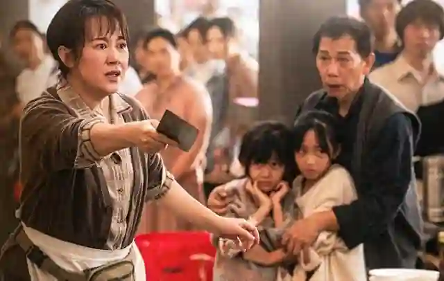 马丽的哭诉， 暴露沈腾夫妻婚姻现状， 43岁的她见识了“逼婚”后的残酷
