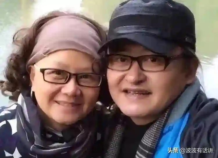 61岁刘欢晚年生活：父母离世女儿未婚，被“不死癌症”困扰多年