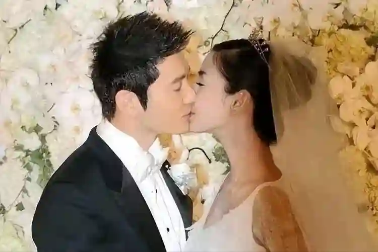 落毛的普思不如鸡？被封杀近1年后，36岁杨颖的尴尬境况显露无疑