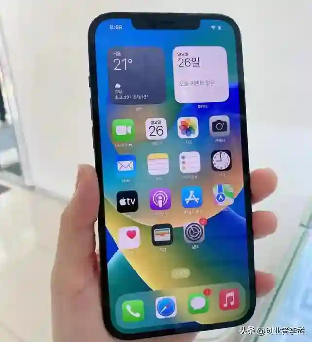 为什么很多人为了给美国“交税”买苹果，也不愿意支持国产品牌？