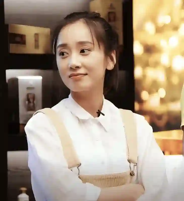 董晴：一路有贵人相助，遇真爱嫁了星二代，37岁凭《以法之名》爆红