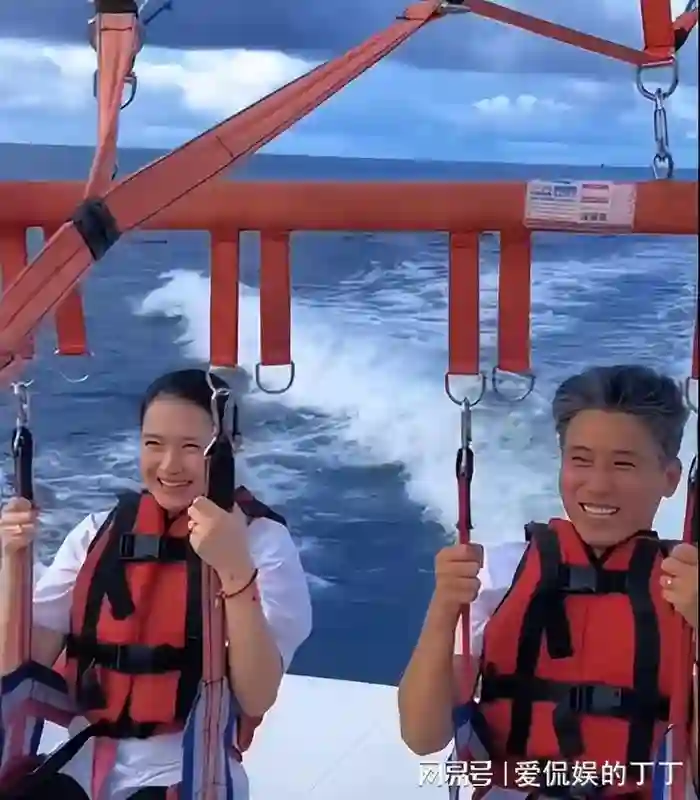 李乃文老婆未曾料到，和丈夫与陈赫聚会，身份就被扒，只因颜值高