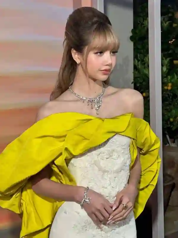 刘亦菲与Lisa，受邀同框出席奢牌活动！