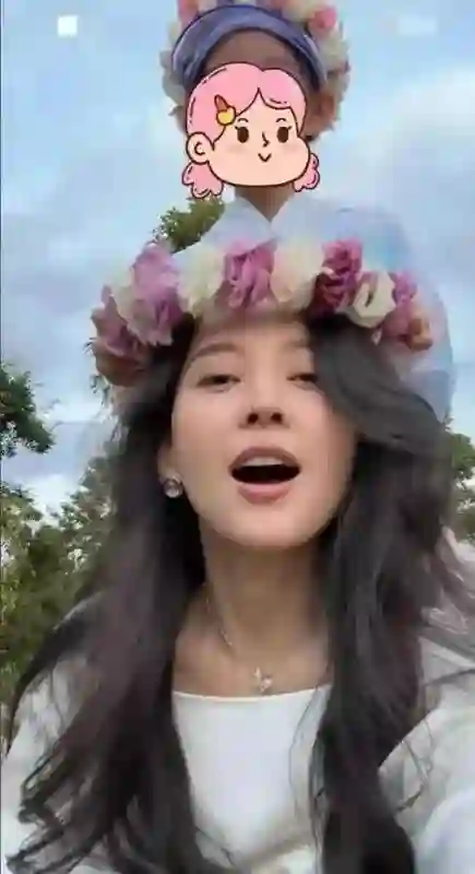森林北街头送花逆转口碑！抱娃宠女细节曝光，汪峰这次押对宝了