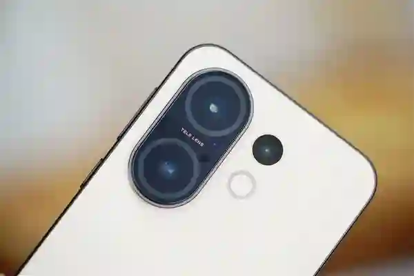 6.31英寸小直屏，vivo S30 Pro mini图赏