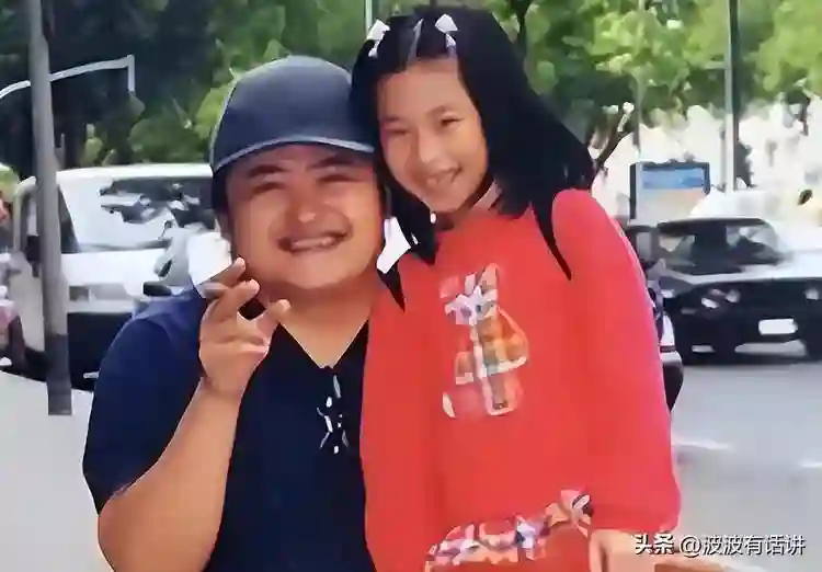 61岁刘欢晚年生活：父母离世女儿未婚，被“不死癌症”困扰多年