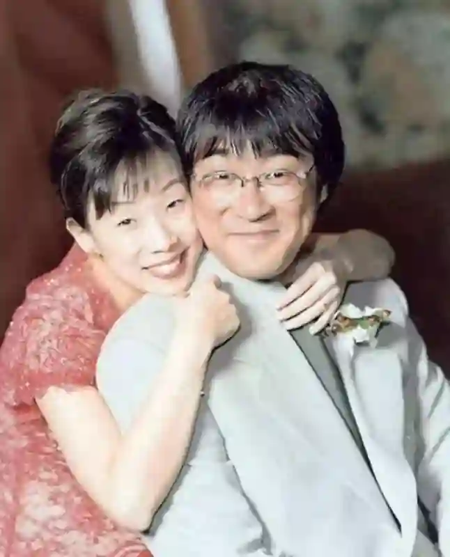 离婚21年，李宗盛早有娇妻，为何林忆莲仍不再婚？答案俗套又露骨