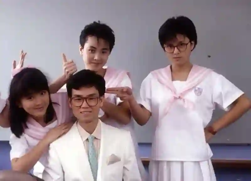 香港知名女星像癌症末期病人，身材消瘦双颊凹陷，体重不到80斤