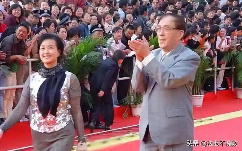 谢晋：我一生最大遗憾，4个孩子3个残疾，临终才发现是自己造成的