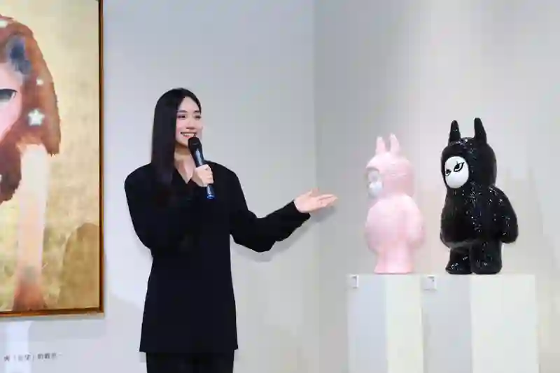 小S女儿作品陷入抄袭被嘲笑，众明星力挺她，强调只是模仿
