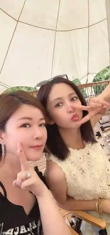 杜华章子怡佟丽娅陈好同框过六一！女神聚会上演“梦幻联动”