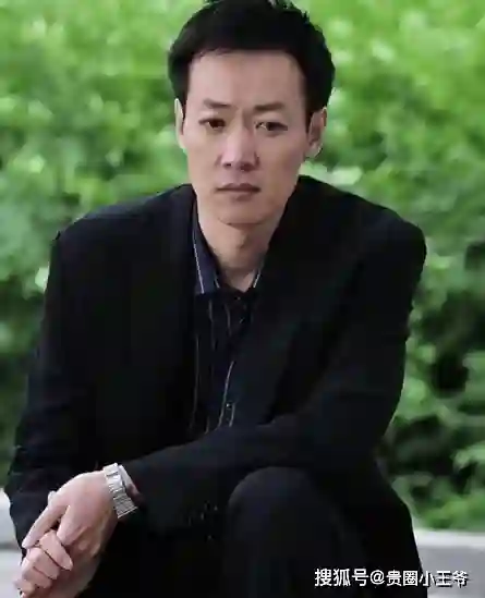 “八竿子打不着”的两人，竟然是夫妻，这3对冷门夫妻太让人意外