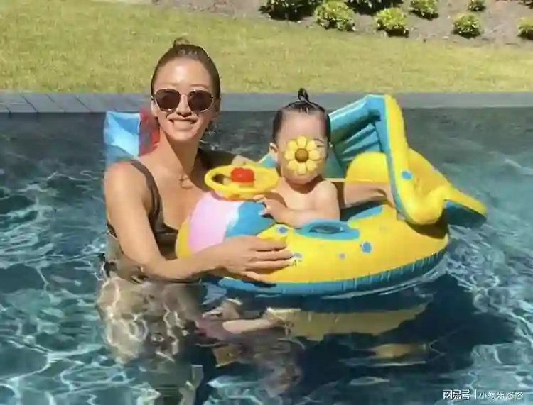 万万没想到！谢婷婷官宣喜讯后，“前嫂子”张柏芝却被“洗白”了