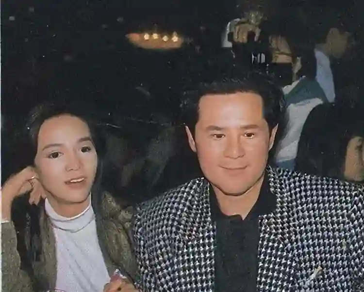 嘲讽周星驰、掌掴刘嘉玲？养男友16年的郑裕玲，分手后无爱但有钱