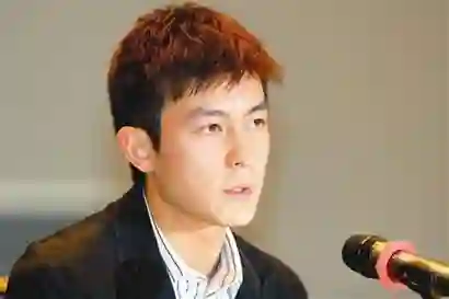6对男星势同水火：王思聪汪小菲互怼，富二代恩怨深