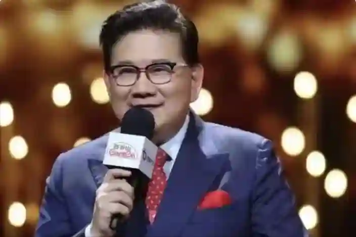 口无遮拦，咸猪手人品堪忧，这些令人讨厌的主持人没一个是冤枉的