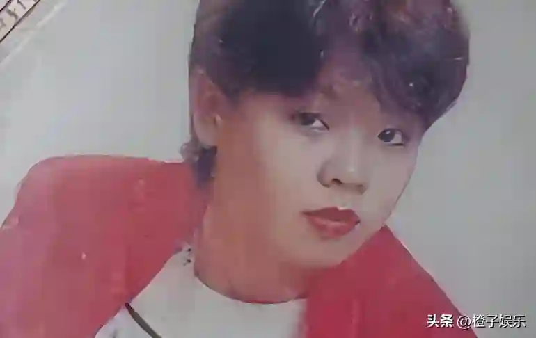 春晚爆红后，她洗完澡从23楼一跃而下，临终时最后喊了声“妈妈”