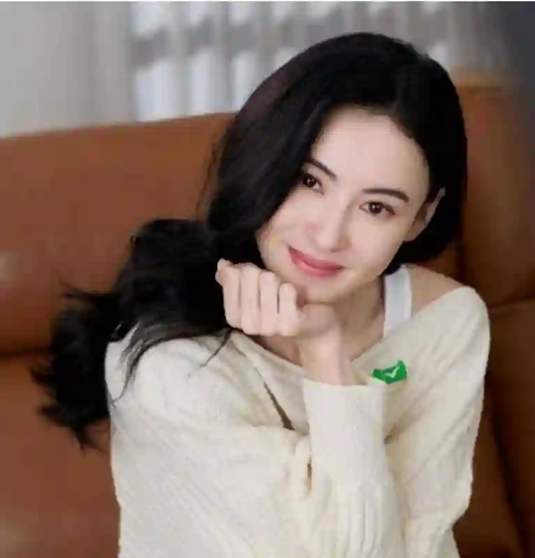 张柏芝全身上下十多处纹身！都没能挽回谢霆锋的心！网友：心酸！