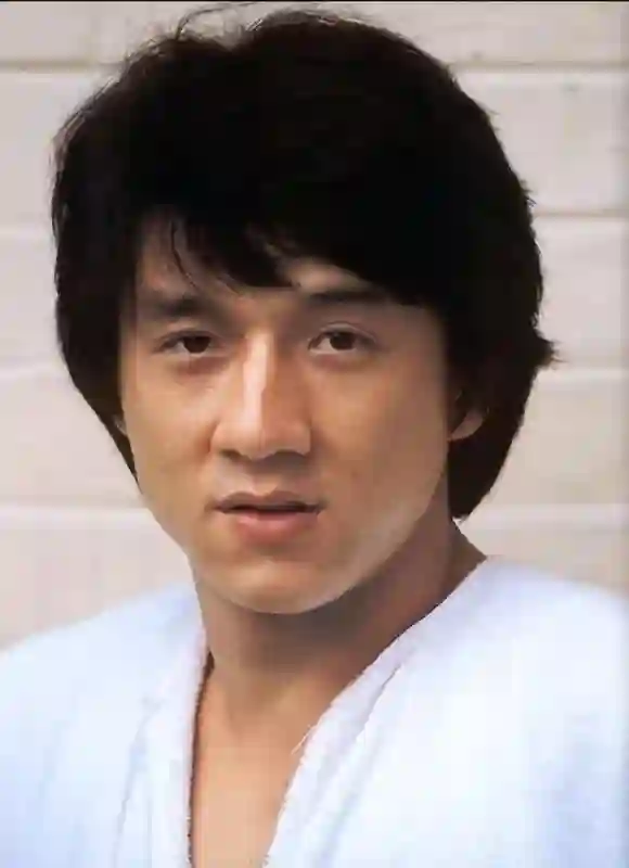 断崖式衰老！刘德华像老头，成龙老态尽显，这些明星怎么成这样了