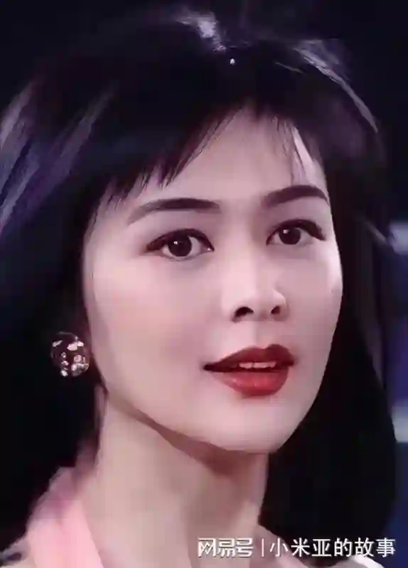 住着上亿豪宅，却无儿无女靠弟弟养老，63岁的关之琳后悔了吗