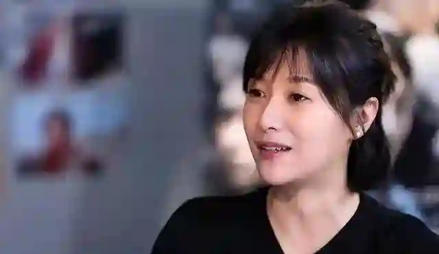 万万没想到，睡遍京圈、定居美国的徐静蕾，如今成了人生赢家