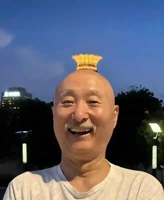 71岁陈<em>佩斯</em>再次让世界刮目相看，这次，他让整个娱乐圈“沉默”了