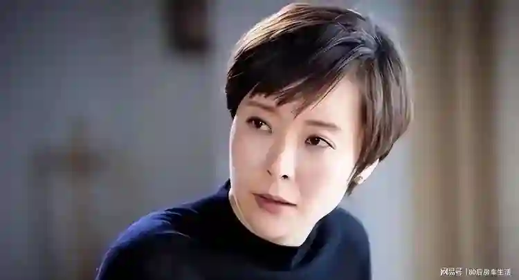 柯蓝52岁选择丁克生活，李亚鹏对她的态度引关注