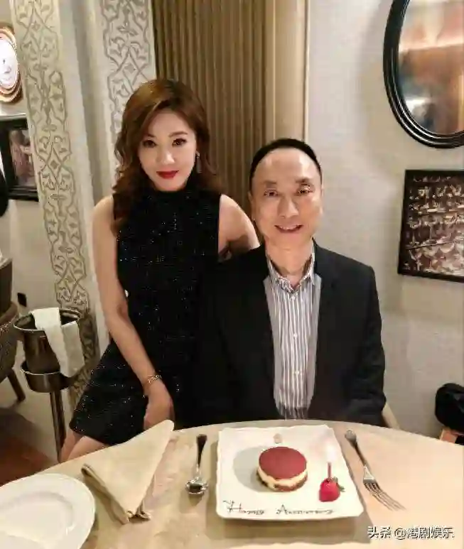 港姐老公自曝错过佘诗曼，昔日三角恋风波激烈，预见她红遍大荧幕