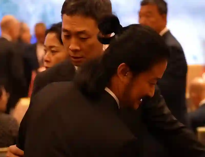 央视的镜头好真实，王一博帅的扎眼，吴京面相变了，宋佳太惊艳