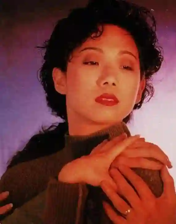 离婚21年，李宗盛早有娇妻，为何林忆莲仍不再婚？答案俗套又露骨