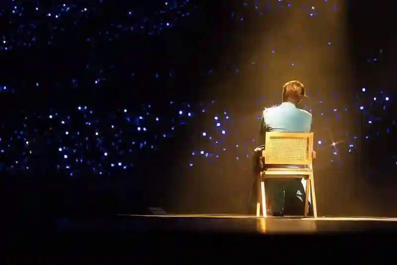 2025张远《白》巡回演唱会杭州站热烈圆满,一个人演绎一出《白蛇传》